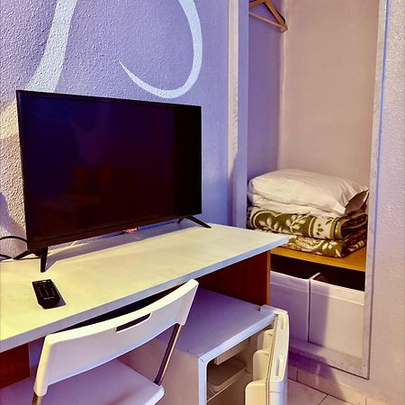Hostal La Rosa Caces Екстериор снимка