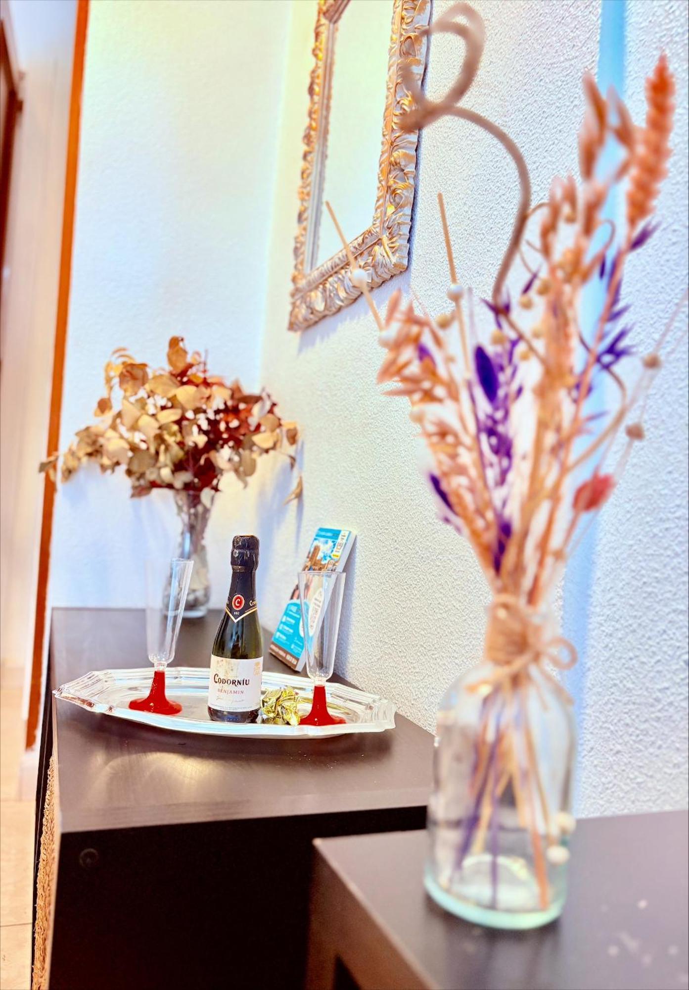 Hostal La Rosa Caces Екстериор снимка