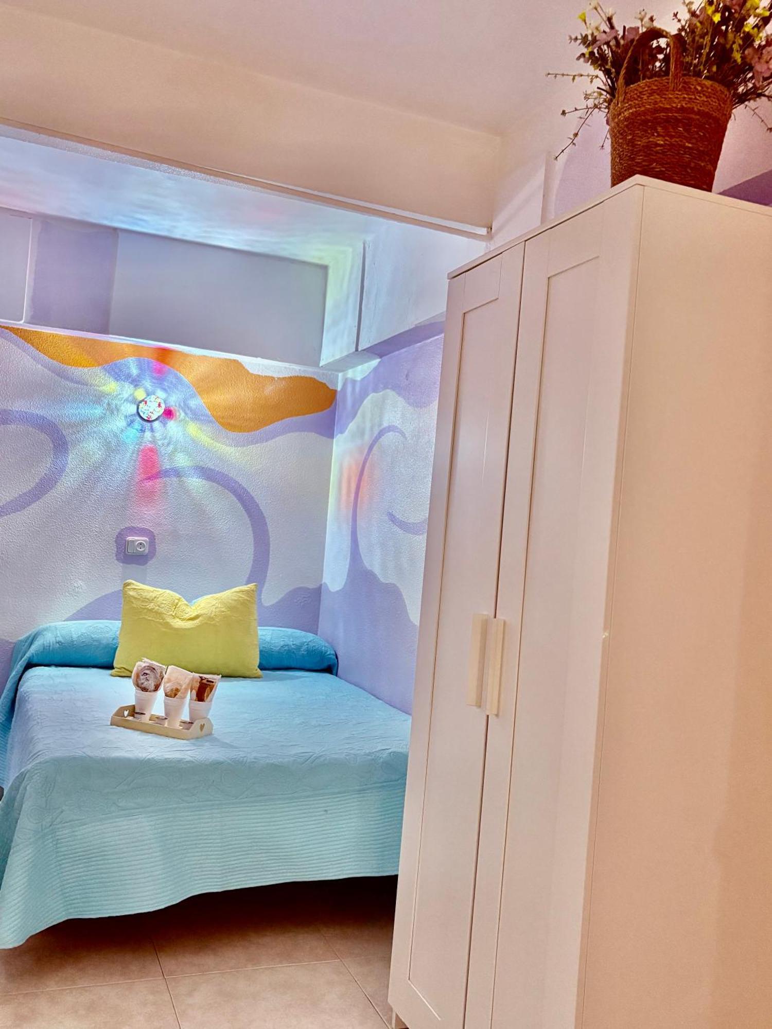 Hostal La Rosa Caces Екстериор снимка
